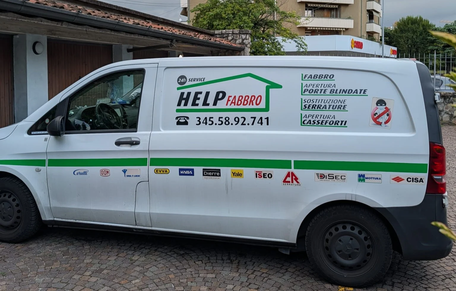 Furgone Help Casa Brescia - Fabbro 24h
